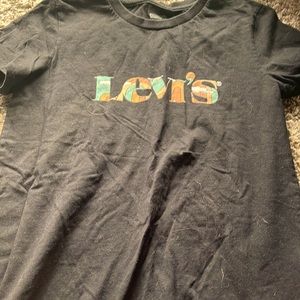 Black Levi T-shirt